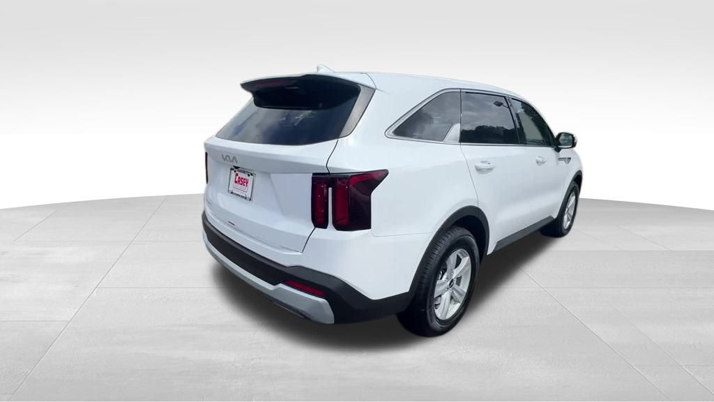 2025 Kia Sorento LX photo 5