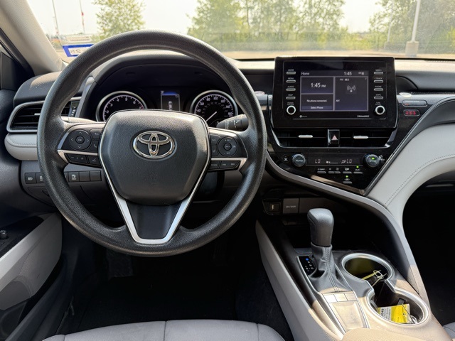 2023 Toyota Camry LE photo 5