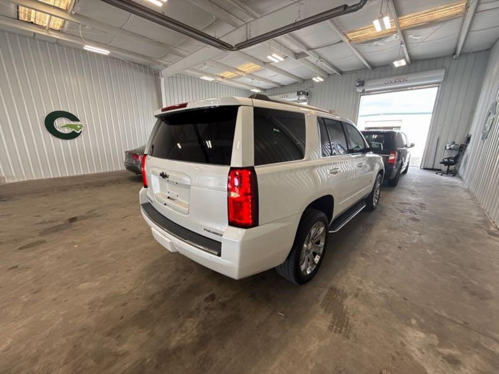 2019 Chevrolet Tahoe Premier photo 3
