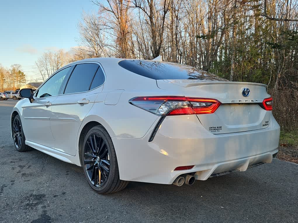 2023 Toyota Camry Hybrid XSE photo 3