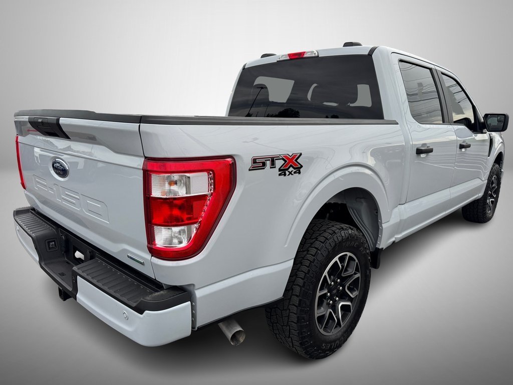 2022 Ford F-150 XL photo 2