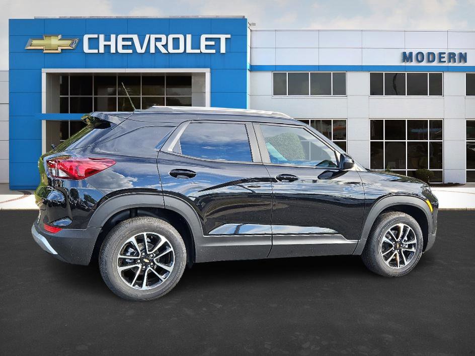 2026 Chevrolet Trailblazer LT photo 4