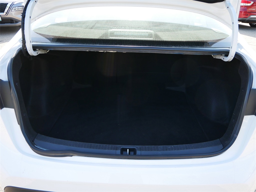 2024 Toyota Corolla LE photo 12