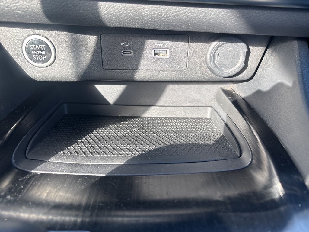 2023 Nissan Rogue SV photo 25