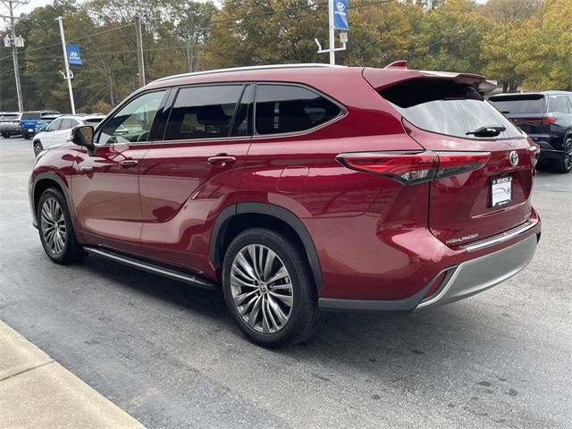 2021 Toyota Highlander Hybrid Platinum photo 4