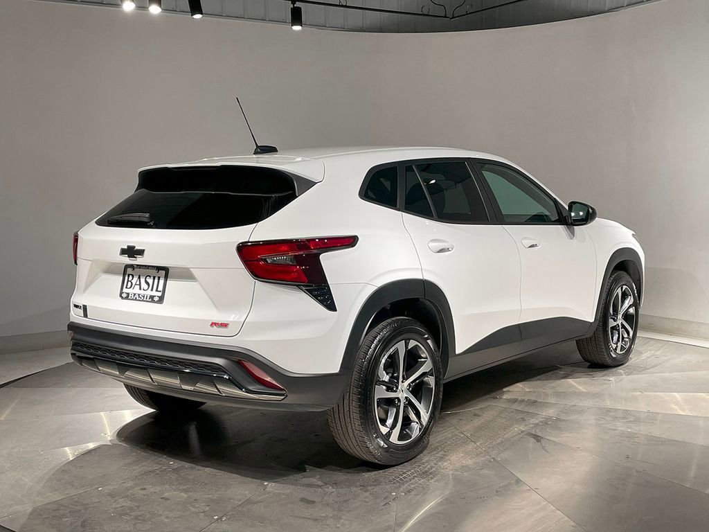 2024 Chevrolet Trax photo 4