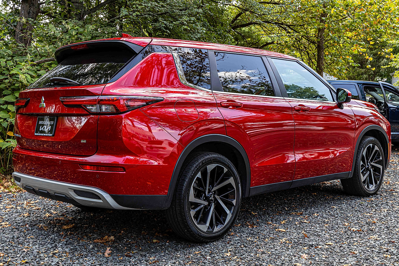 2024 Mitsubishi Outlander SE photo 6
