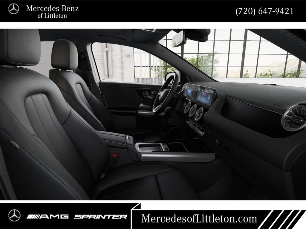 2026 Mercedes Benz GLA 250 4MATIC photo 4