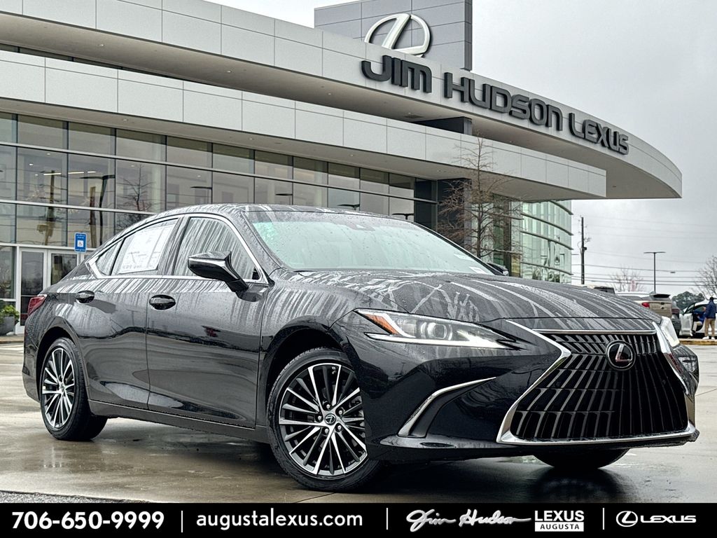 2025 Lexus ES 350's photo