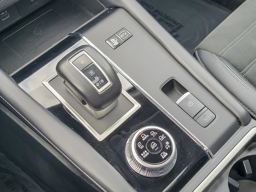 2024 MITSUBISHI OUTLANDER - Image 16