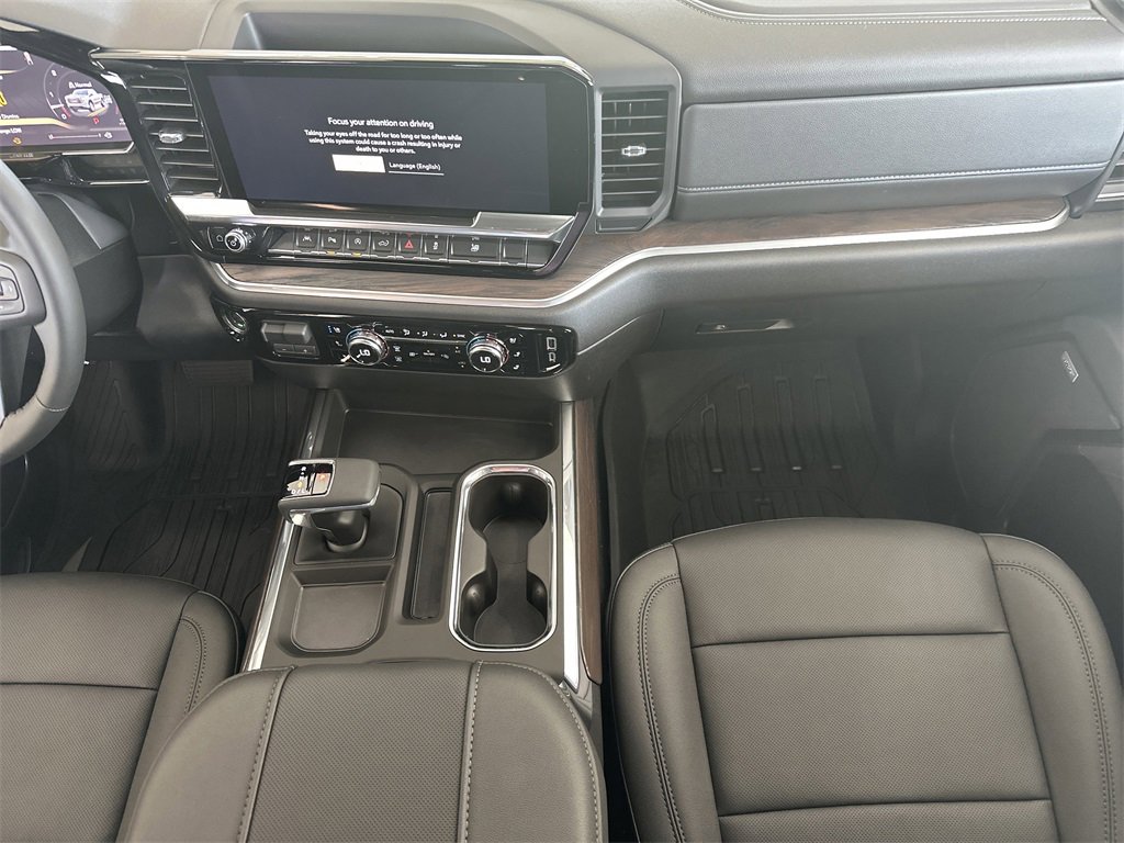 2026 Gmc Sierra 1500 SLT photo 11