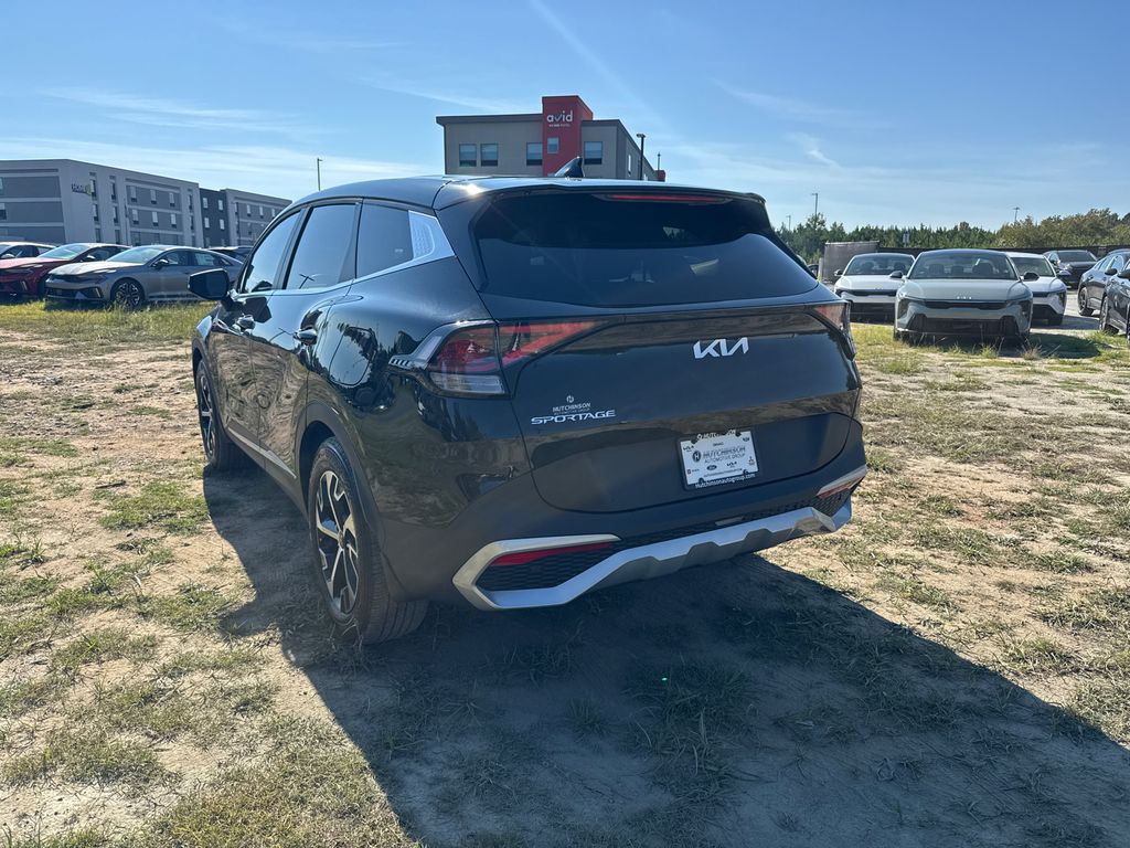 2024 Kia Sportage EX photo 5