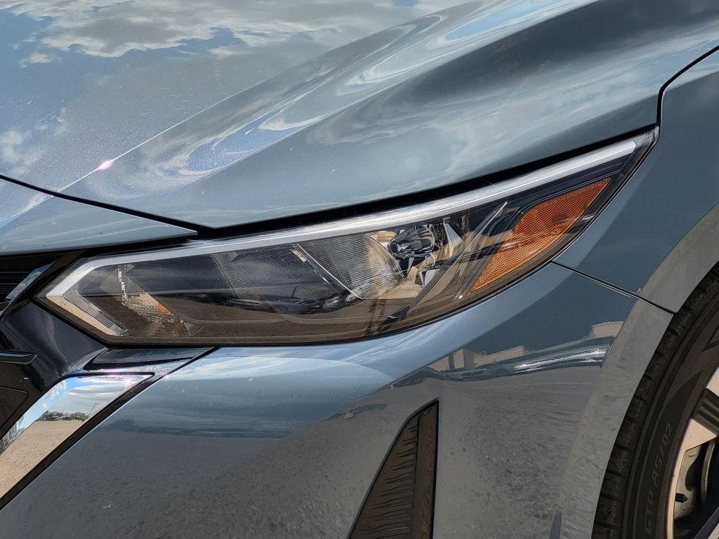 2024 Nissan Sentra SV photo 8
