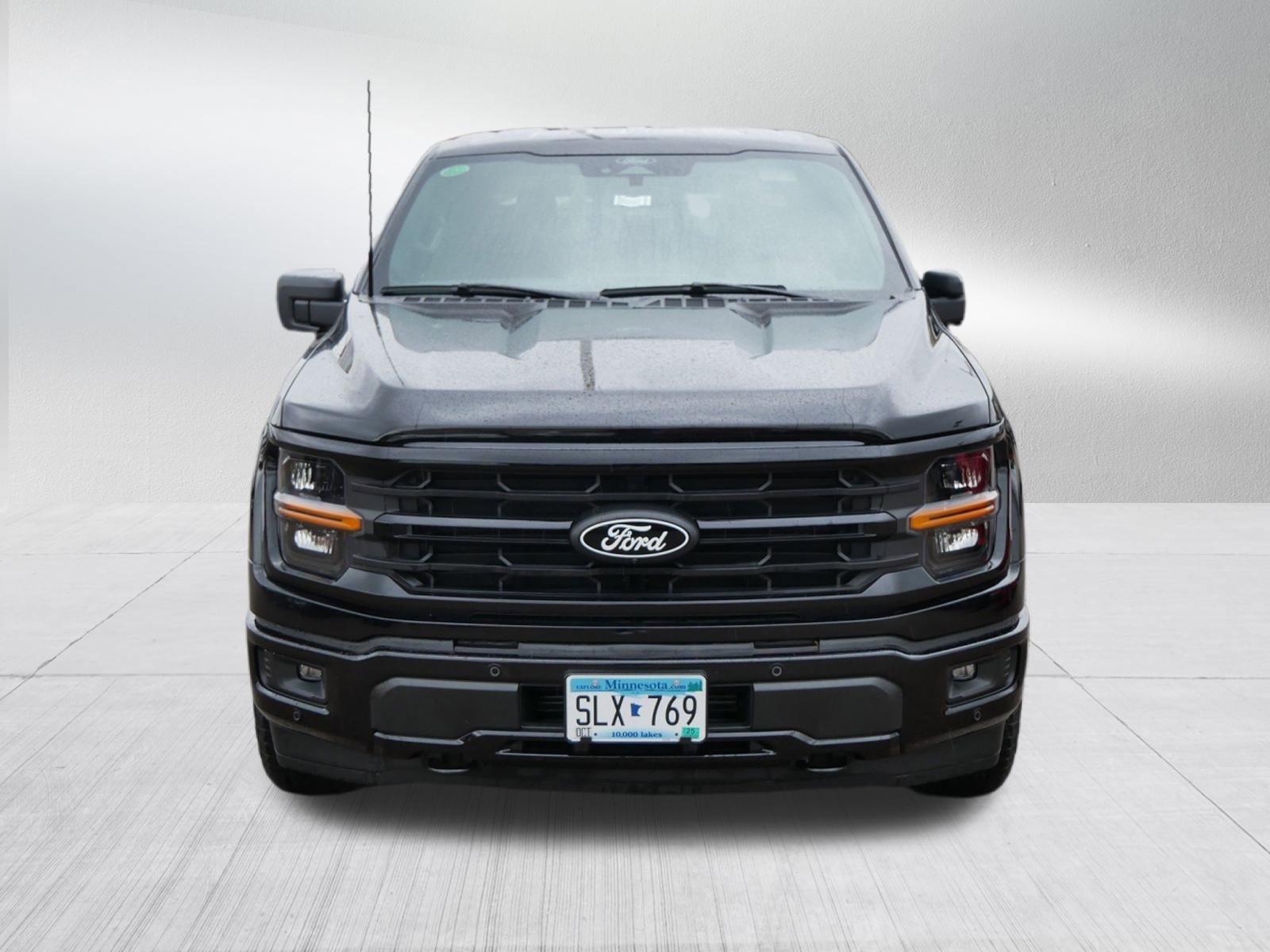 2025 Ford F-150 XLT photo 2