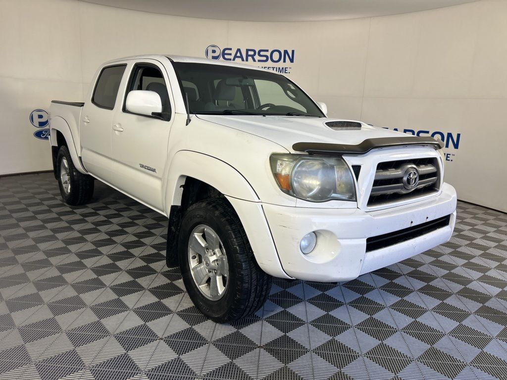 2010 Toyota Tacoma Base photo 2
