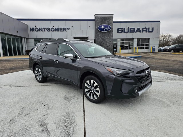 2025 Subaru Outback Touring's photo