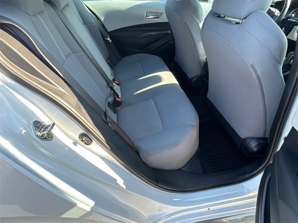2022 Toyota Corolla SE photo 14