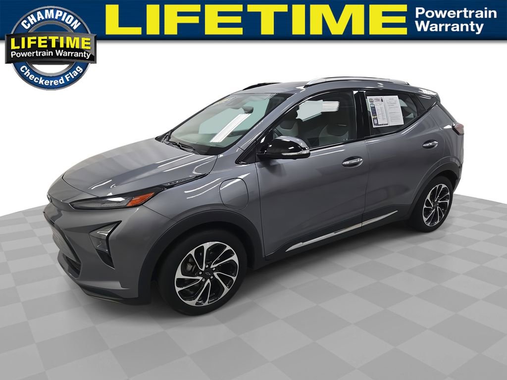 2022 Chevrolet Bolt EUV Premier's photo