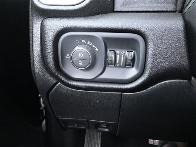 2024 Ram 3500 Laramie photo 11