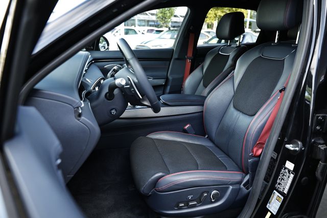 2023 Genesis GV70 2.5T Sport Prestige photo 20
