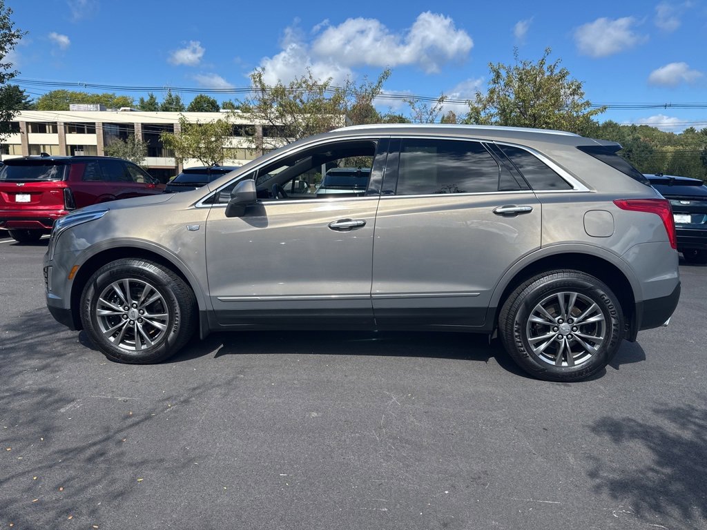 2018 Cadillac XT5 Luxury photo 2