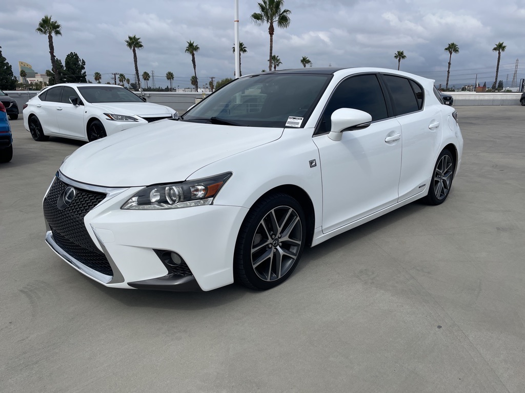 2016 Lexus CT 200h photo 5