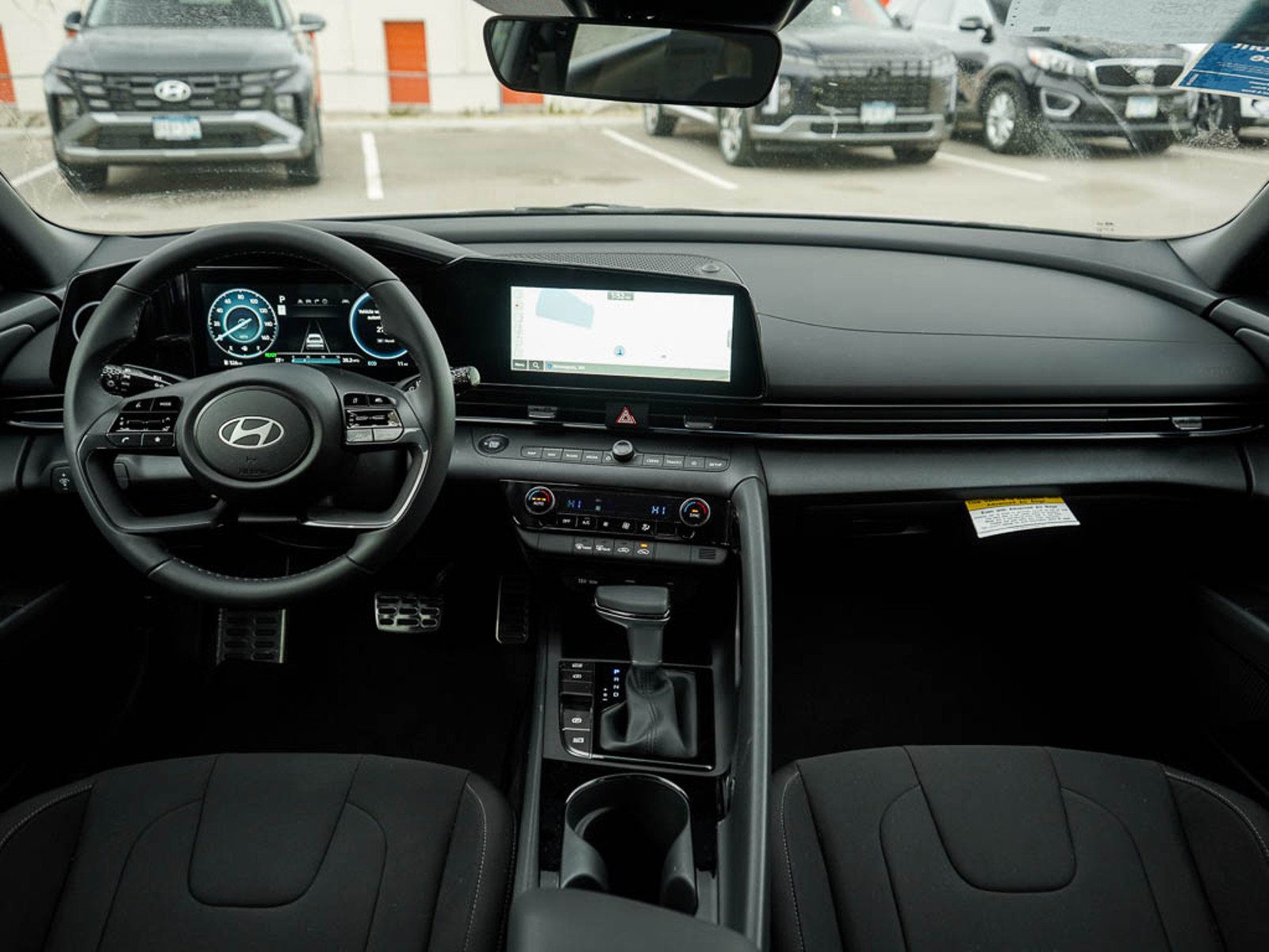 2025 Hyundai Elantra Hybrid SEL Sport photo 11