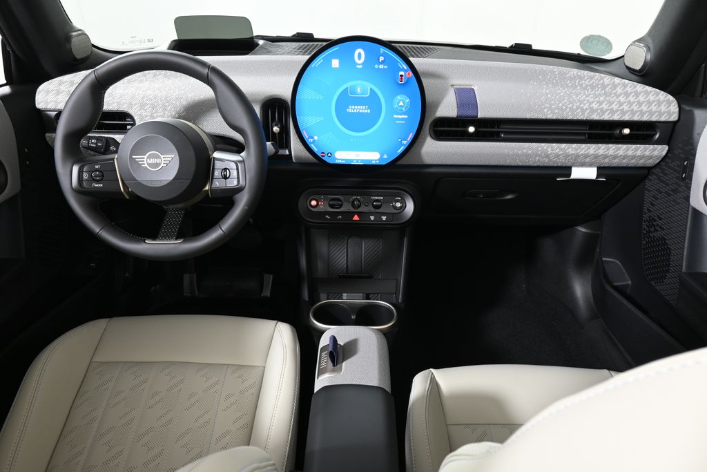 2026 Mini Cooper Convertible Iconic photo 4