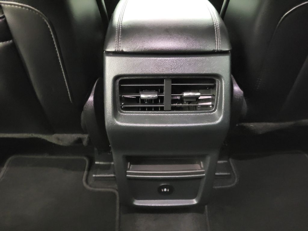 2024 Ford Edge SEL photo 39