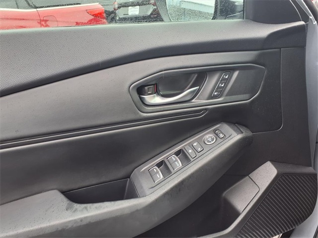 2025 Honda Accord Hybrid EX-L photo 17