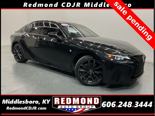 2021 Lexus IS Base's photo