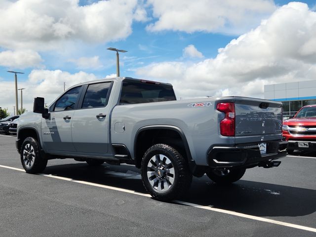 2024 Chevrolet Silverado 2500HD Custom photo 4