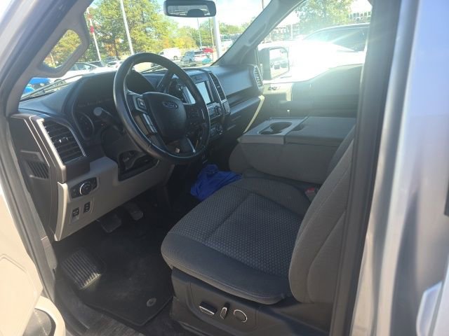 2018 Ford F-150 XLT photo 2