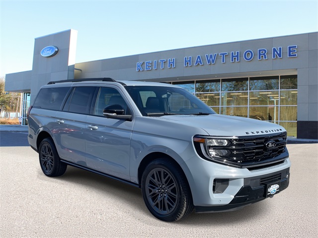 2025 Ford Expedition Platinum's photo