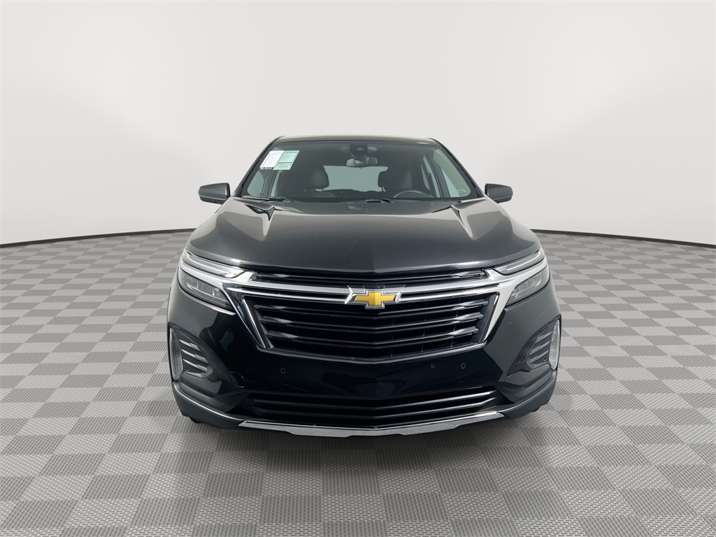 2024 Chevrolet Equinox LT photo 3