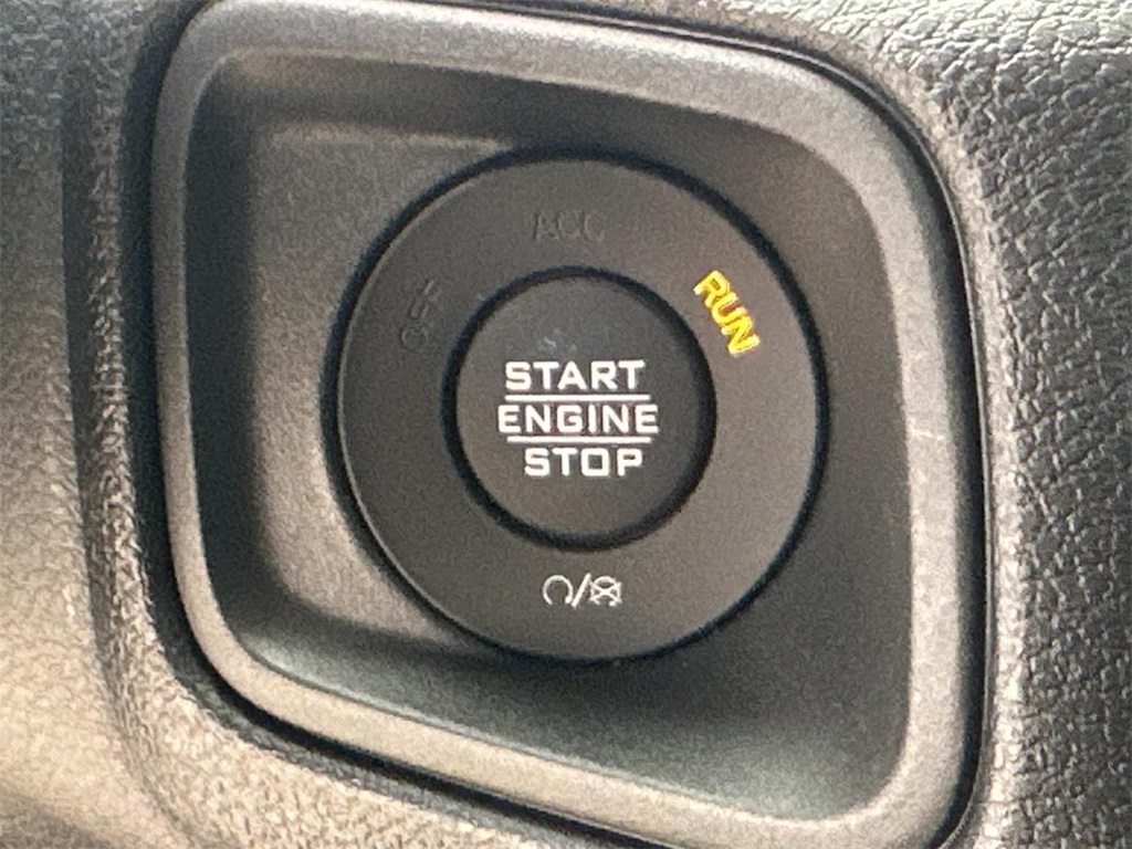 2025 Jeep Wrangler Sport S photo 20