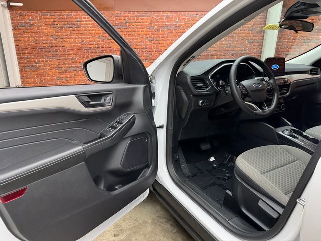 2022 Ford Escape SE photo 8
