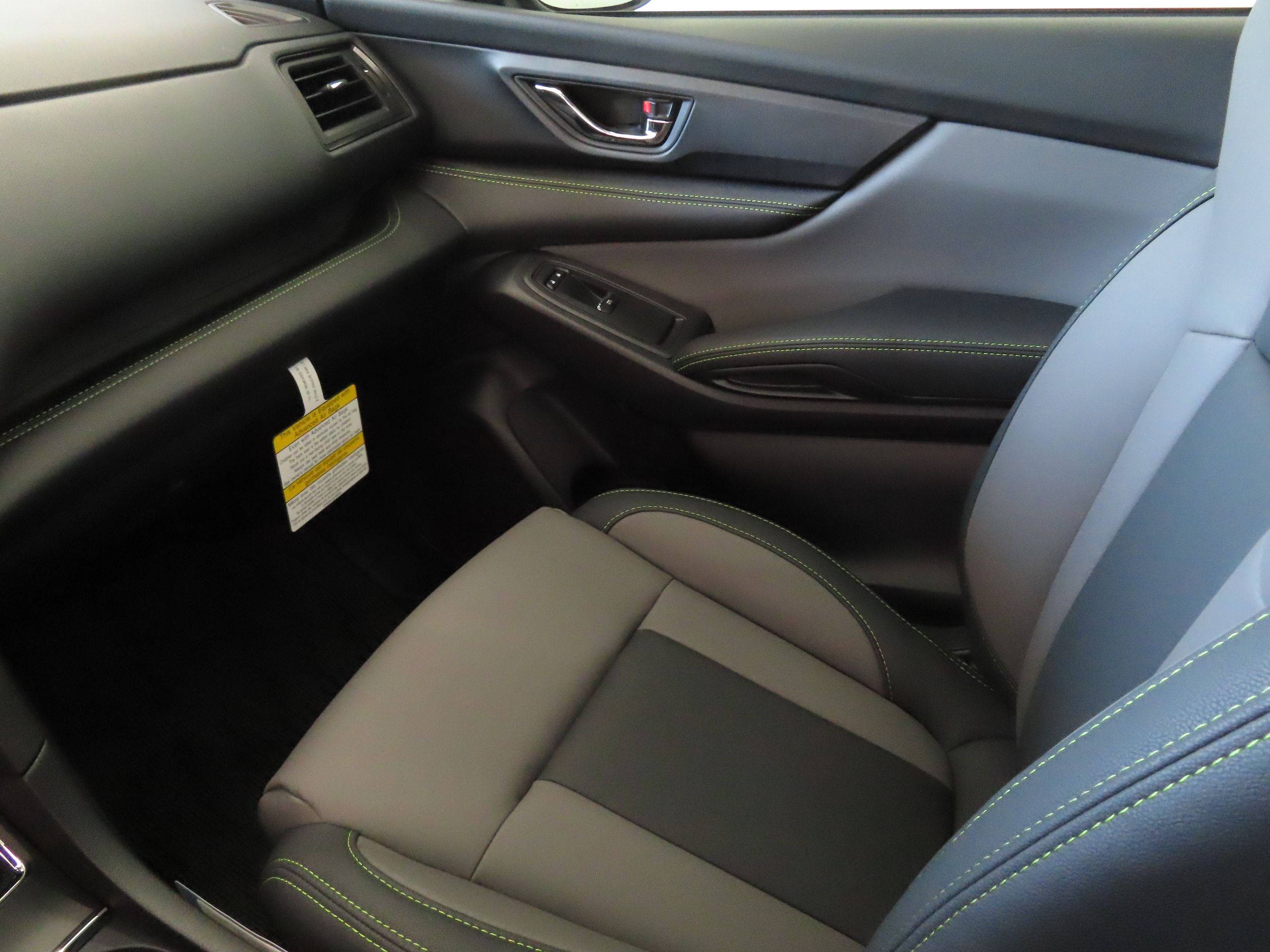 2025 Subaru Ascent Onyx Edition photo 18