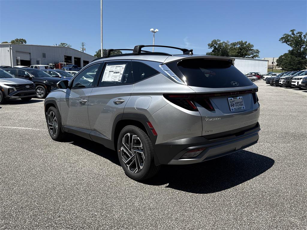 2025 Hyundai Tucson Limited photo 2