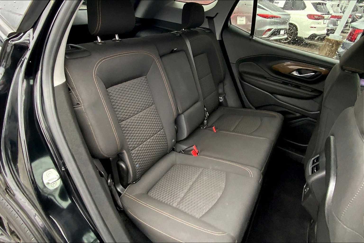 2020 Gmc Terrain SLE photo 16