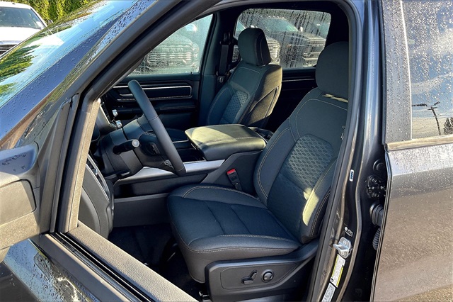 2025 Ram 1500 Big Horn Lone Star photo 8