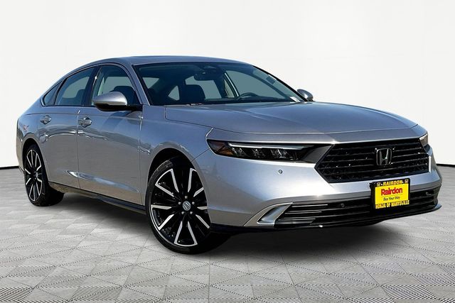 2025 Honda Accord Hybrid Touring photo 2