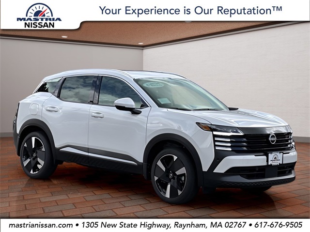 2025 Nissan Kicks SR AWD's photo