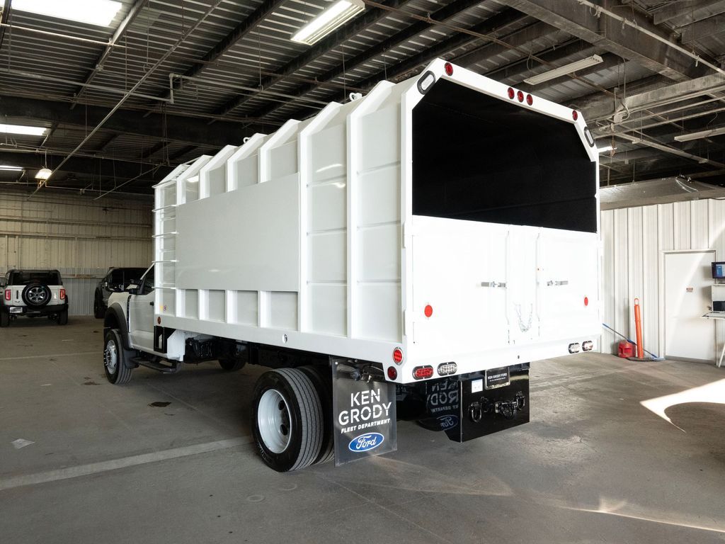 2024 Ford F-600 Chassis XL