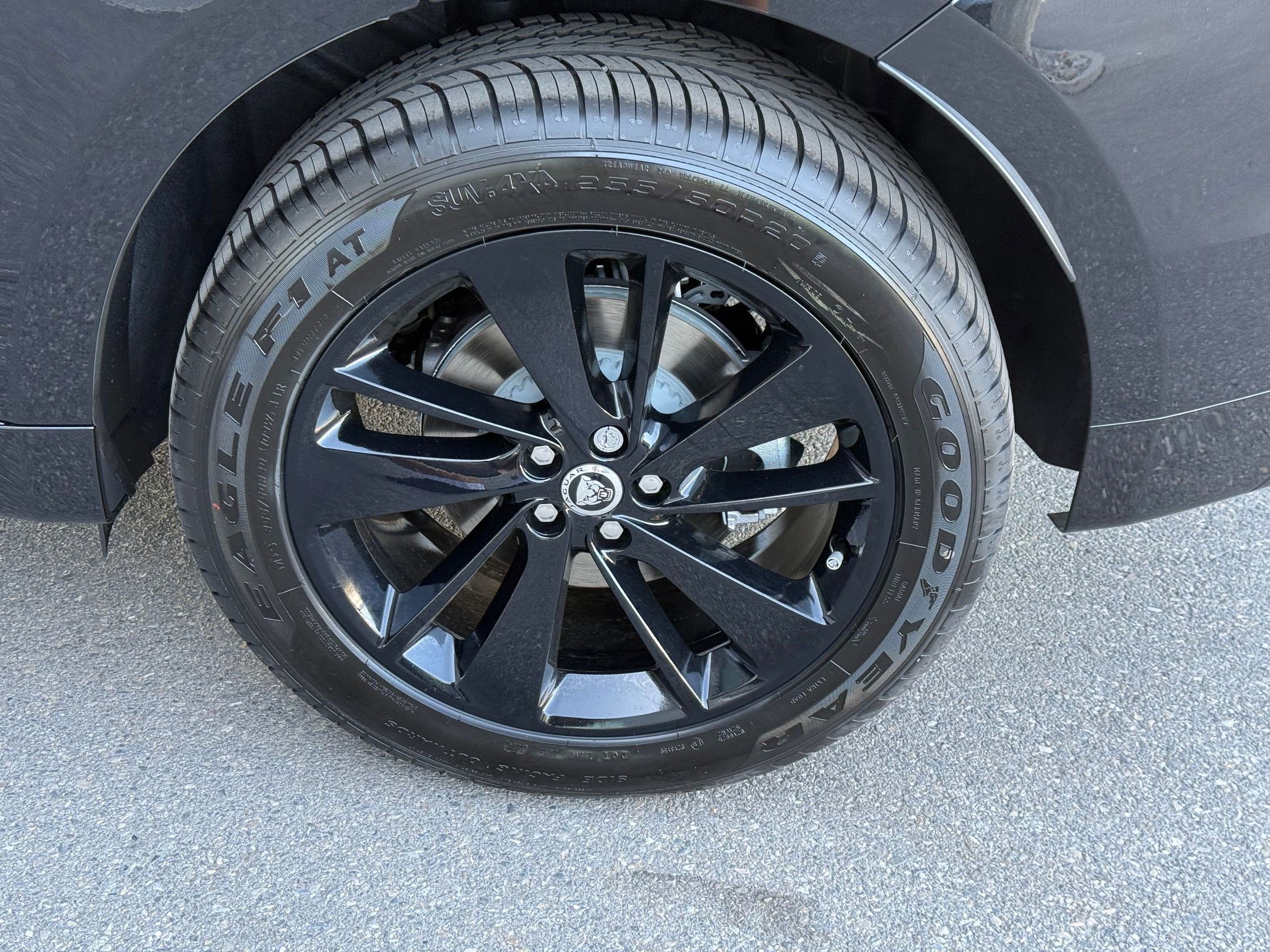 2026 Jaguar F-PACE P250 R-Dynamic S photo 14
