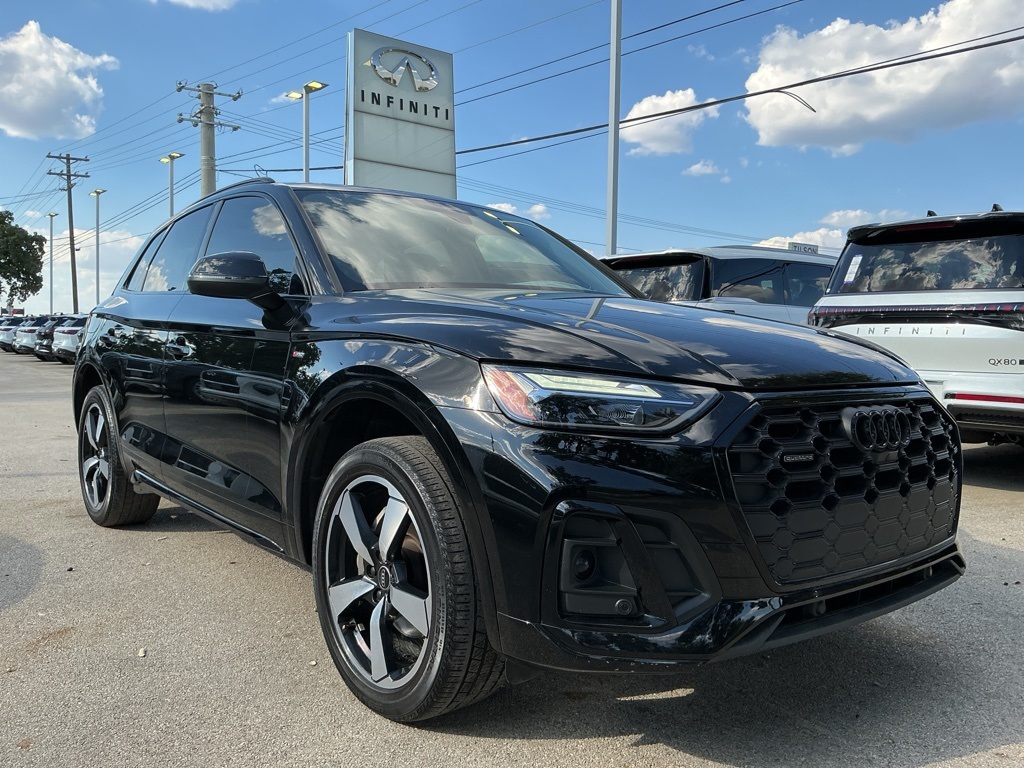 2022 Audi Q5 S line Premium Plus photo 6