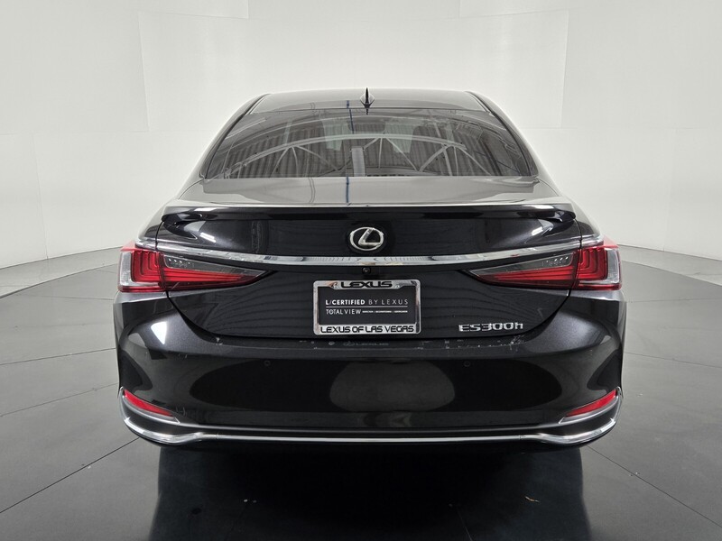 2024 Lexus ES 300h Premium photo 4