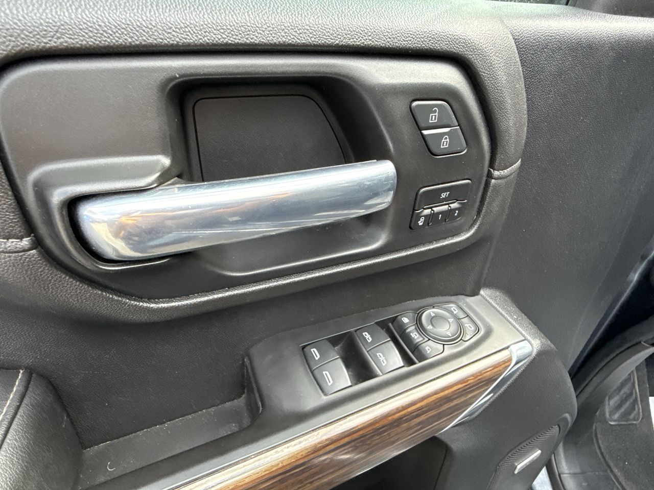 2020 Chevrolet Silverado 2500HD High Country photo 13