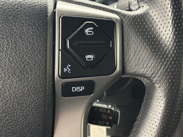 2019 Toyota 4Runner SR5 photo 18