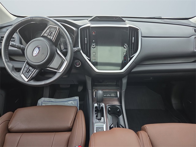 2023 Subaru Ascent Touring photo 9